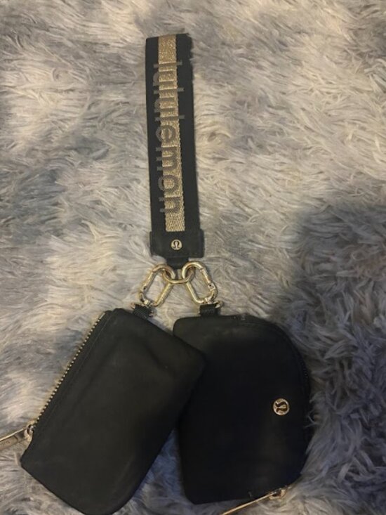 lululemon athletica Other - Lululemon keychain/wallet
